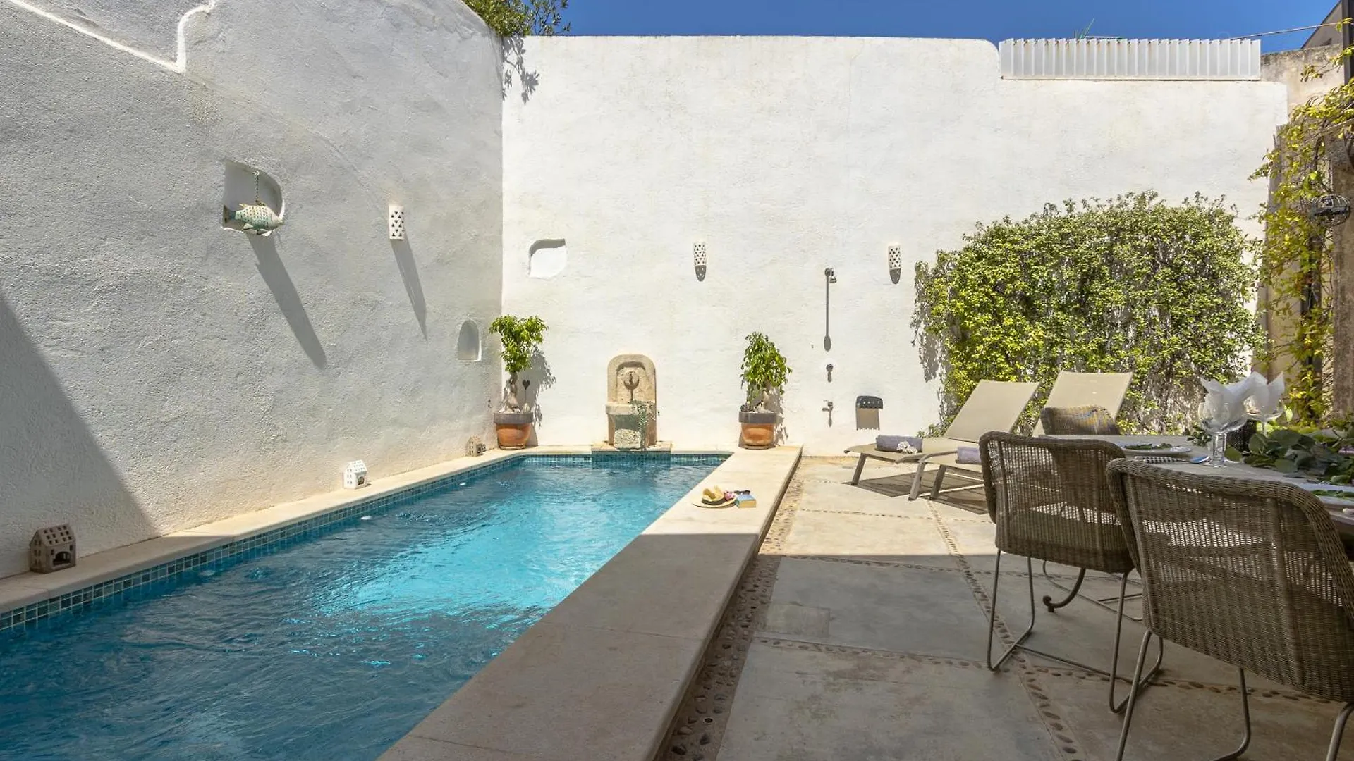 Townhouse Albuqassim By Homevillas360 Pollenca Holiday home